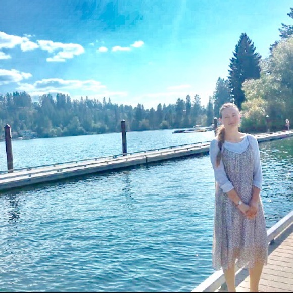 Meet your Posher, Candace - Picture 1 of 1